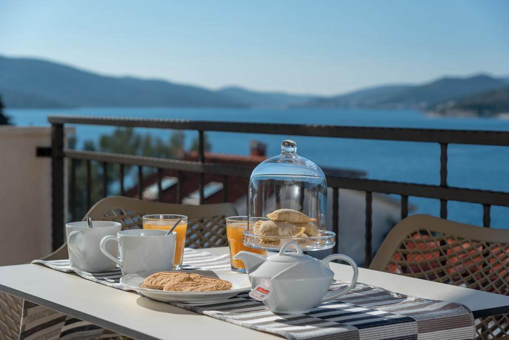 Arka Trogir Apartments - Seget Vranjica Zewnętrze zdjęcie