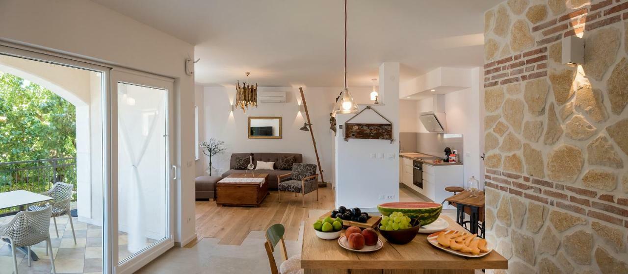 Arka Trogir Apartments - Seget Vranjica Zewnętrze zdjęcie